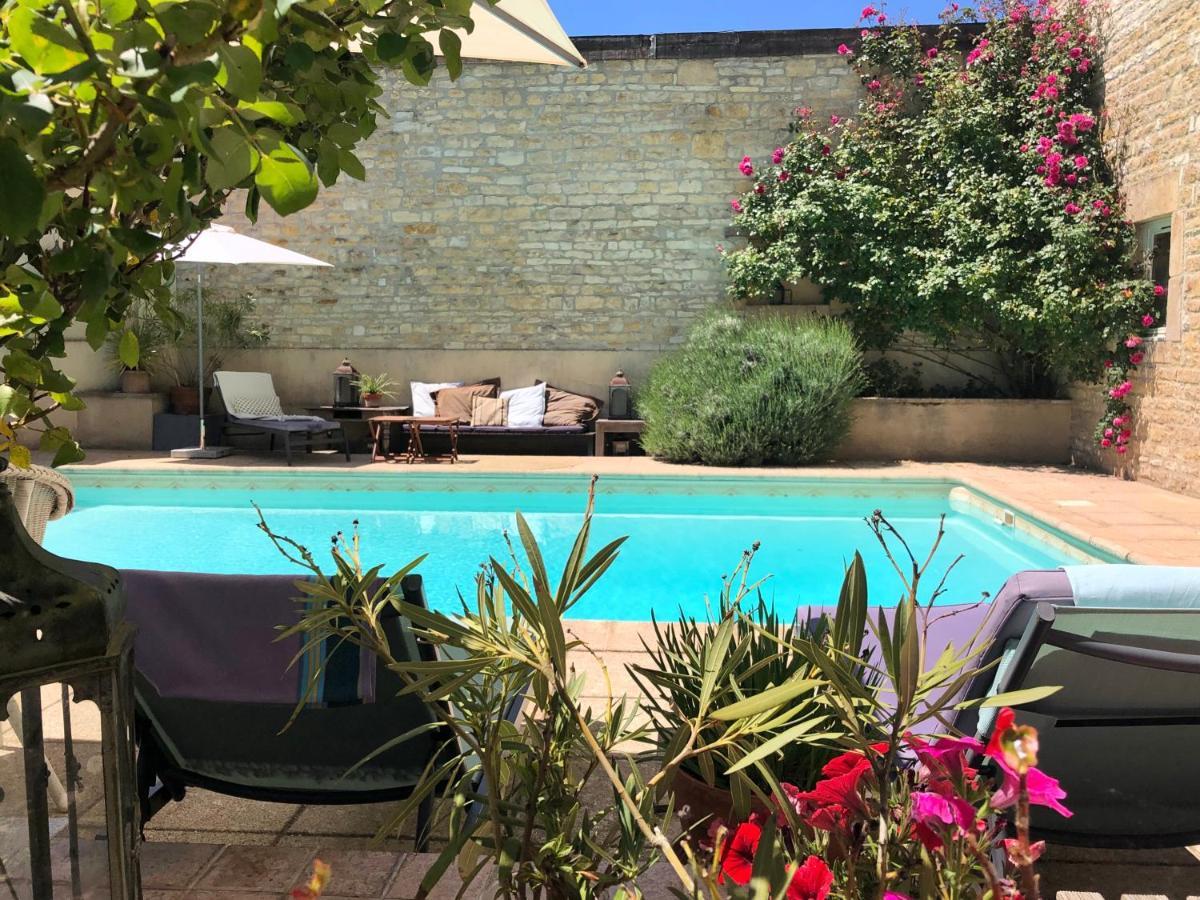 La Cour Des Delices Bed & Breakfast Gigny  Exterior foto
